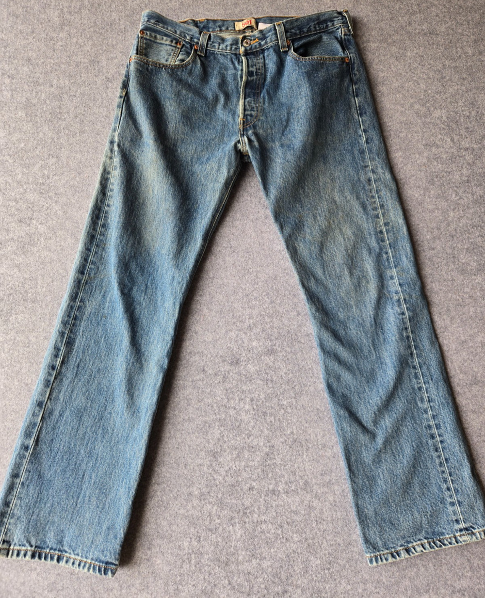 Levis 501 Jeans Men's 36x30.5 Straight Leg Button Fly Medium Wash